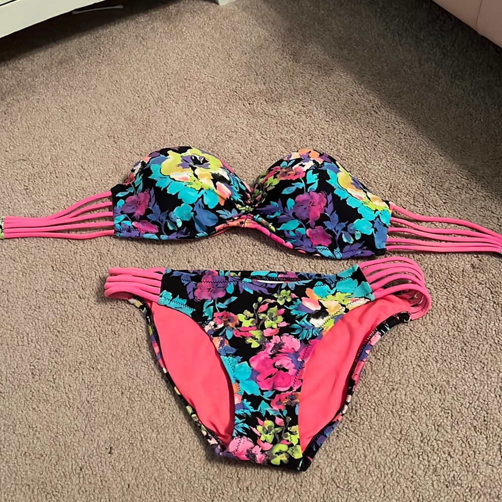 Xhilaration bikini set